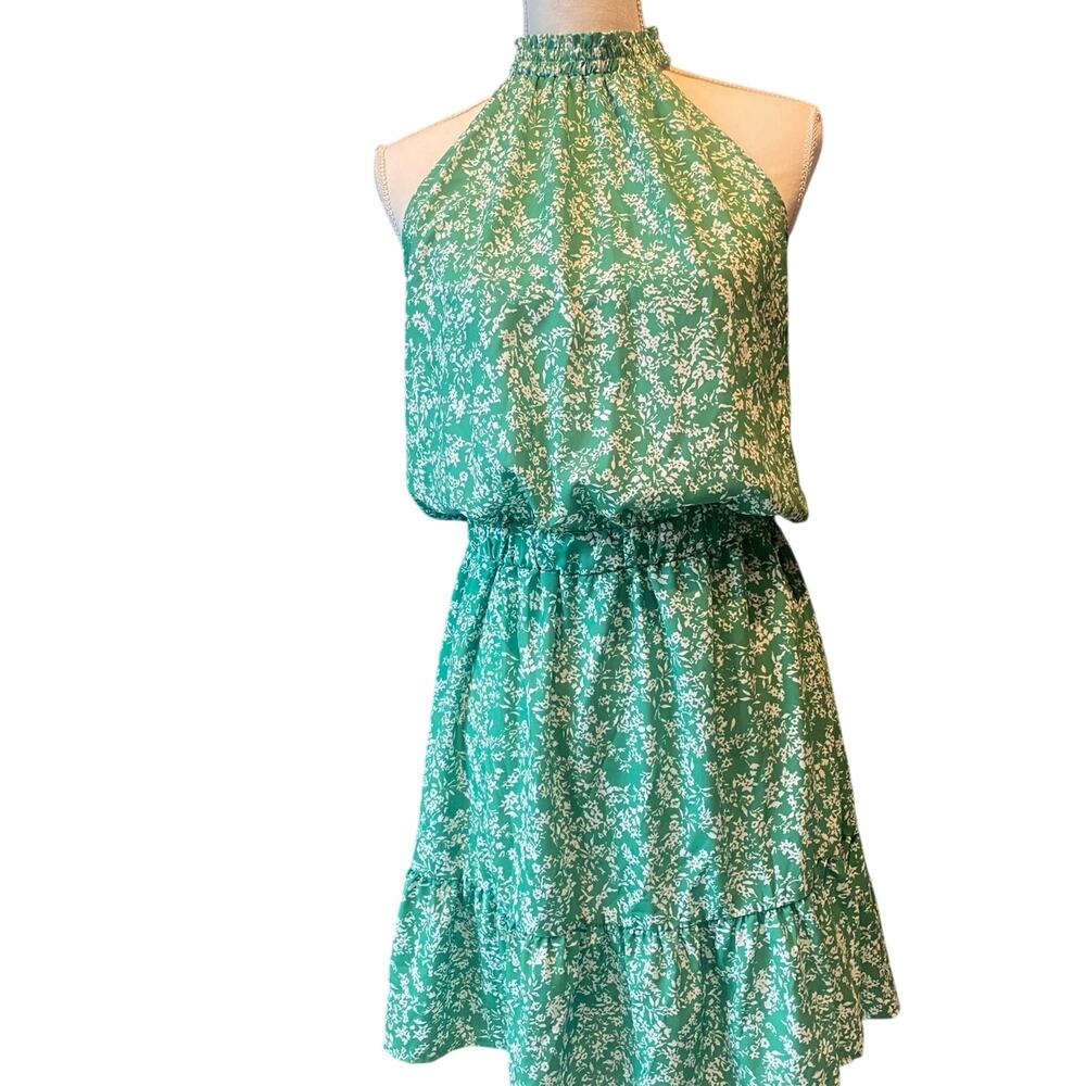 Floral Halter Neck Dress Size XL Coastal Pretty Femme Beach Smocked Neckline